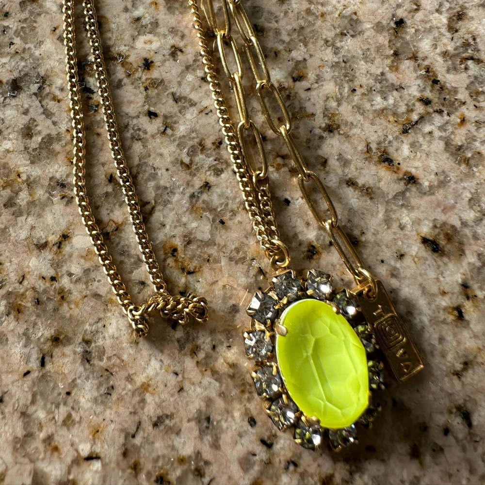 Tova Necklace Neon Yellow